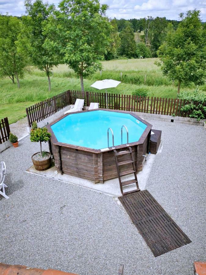 Maison La Peruse at Les Vergnes Gites Exideuil-sur-Vienne Extérieur photo