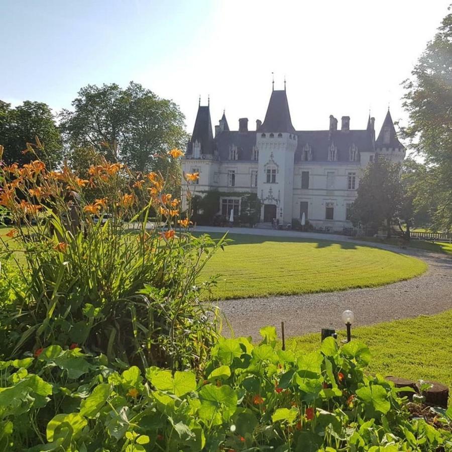 Maison La Peruse at Les Vergnes Gites Exideuil-sur-Vienne Extérieur photo